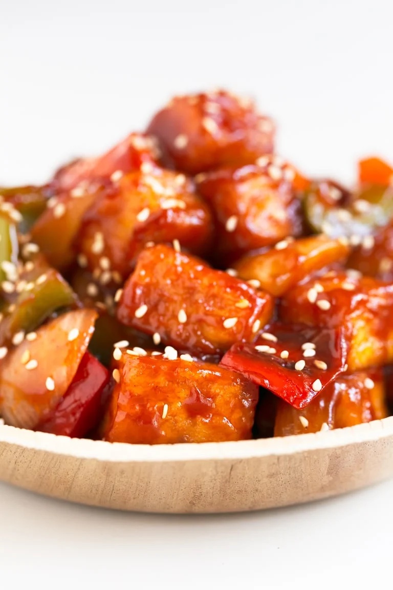 一盘甜豆腐的特写照片